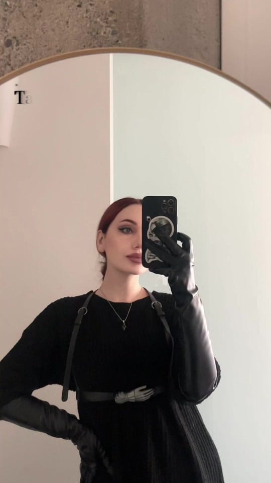 Post 4 by Elvira_Fraelic on TikTok (video)