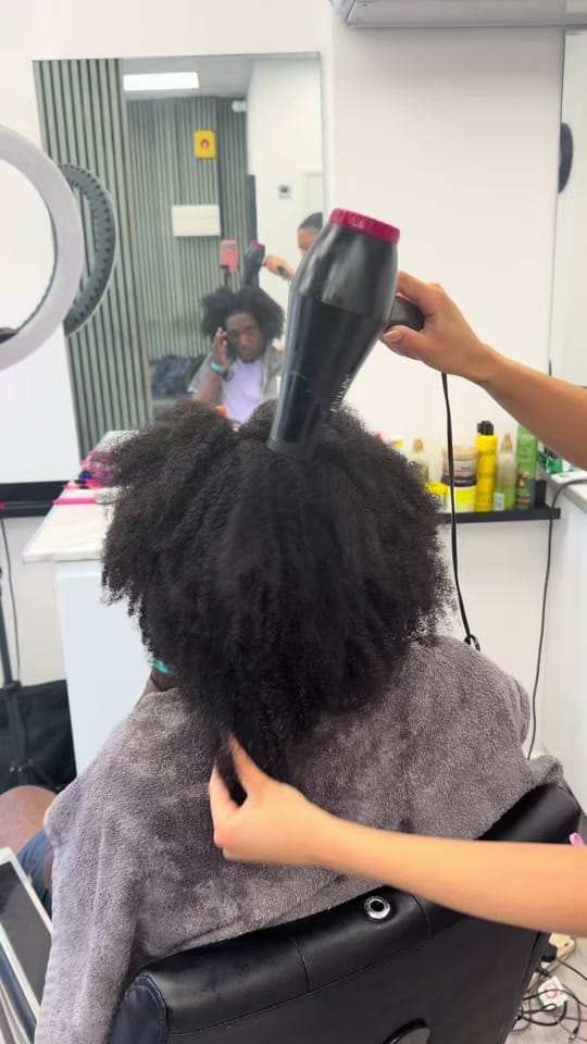 Post 3 by mayasbraiding on TikTok (video)