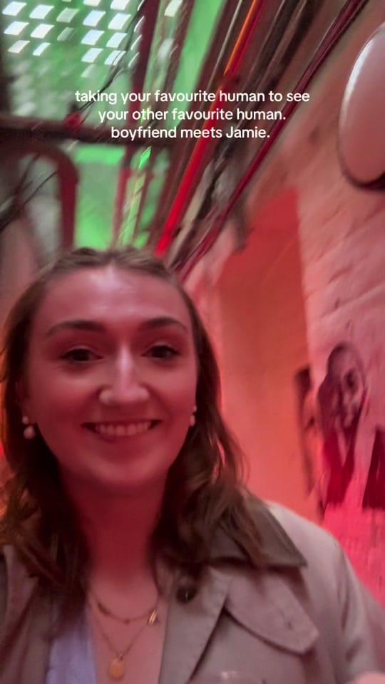 Post 1 by anoushka emilia on TikTok (video)