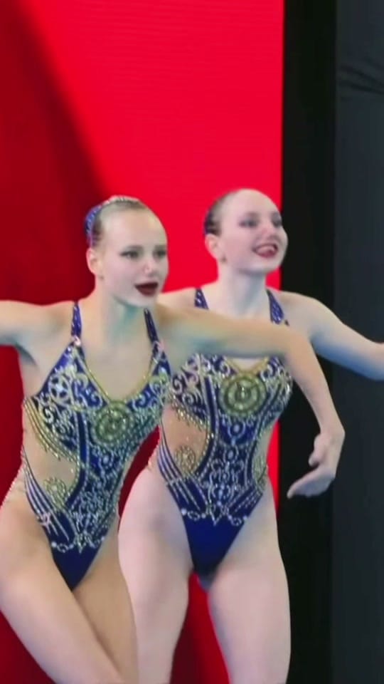 Post 9 by Canada Artistic Swimming on TikTok (video)