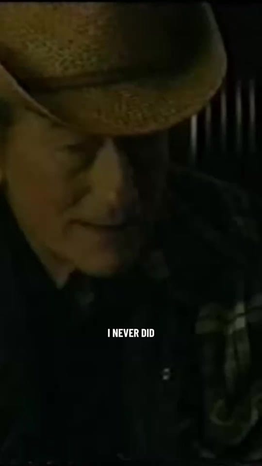 Post 3 by Stompin’ Tom Connors on TikTok (video)