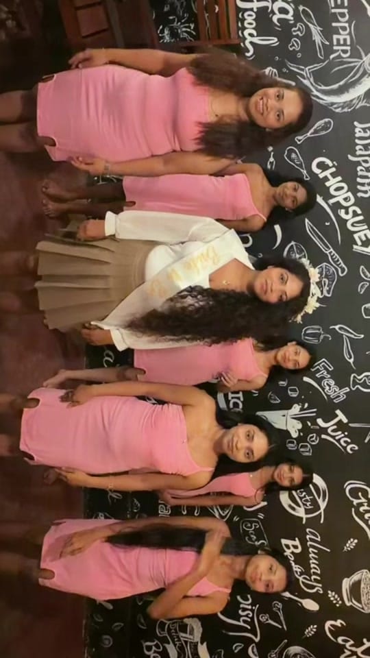 Post 1 by Sithumini Amarasingha 🇱🇰🇬🇧 on TikTok (video)