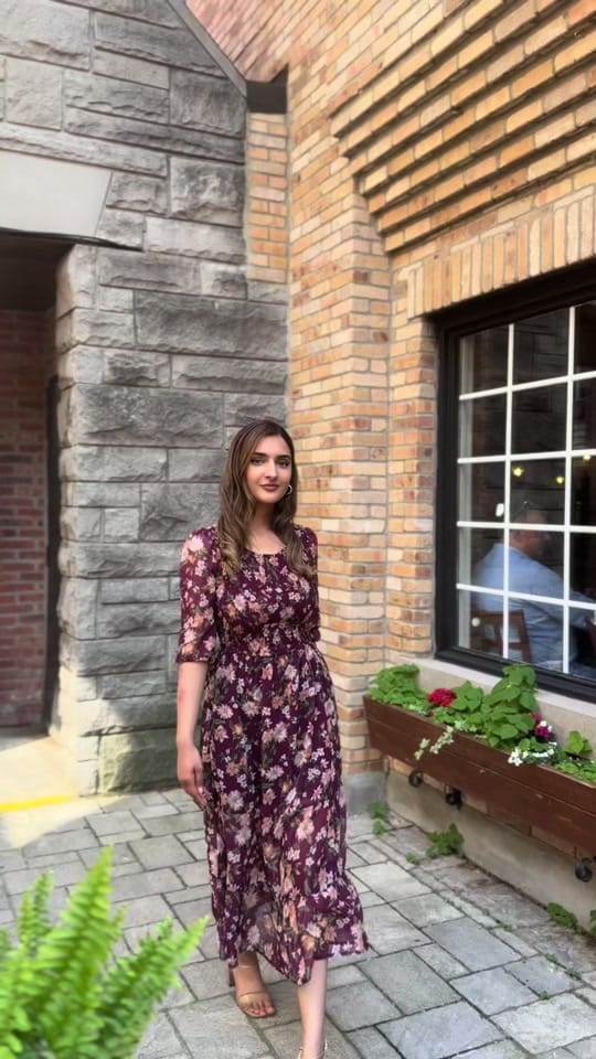 Post 6 by Simflora on TikTok (video)