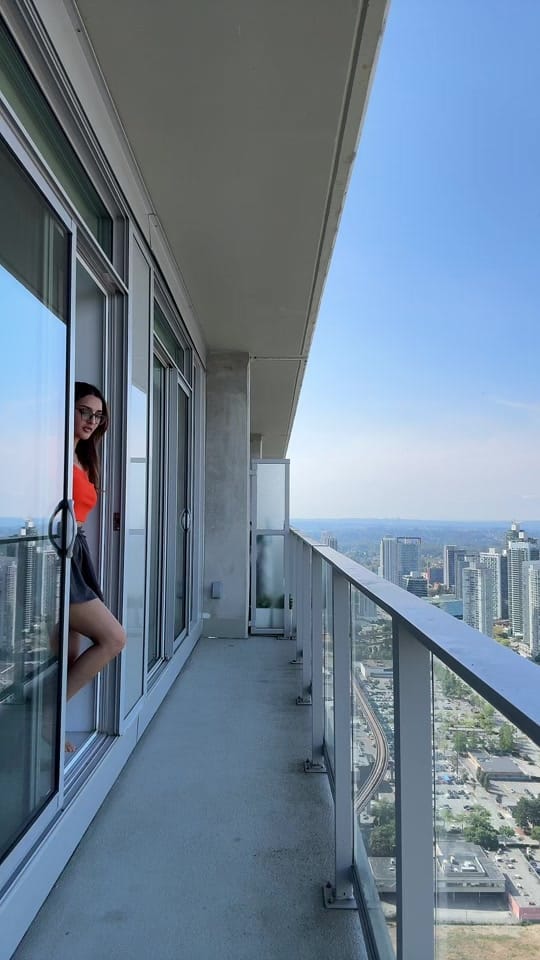 Post 2 by Simflora on TikTok (video)