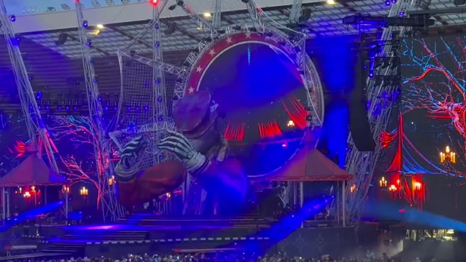 Post 7 by David Bewick on TikTok (video)