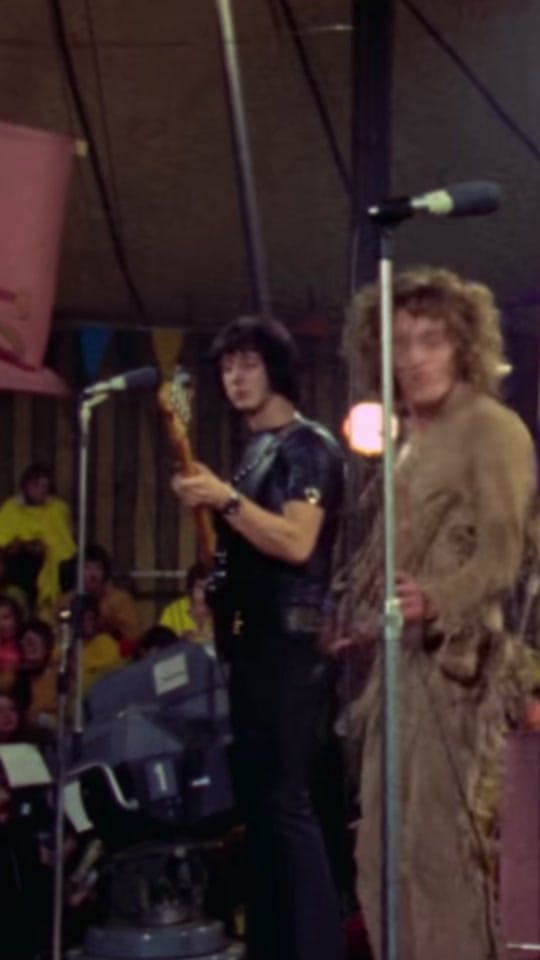 Post 4 by thelemontwigs on TikTok (video)