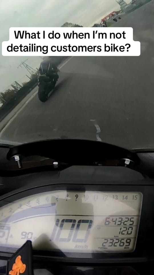 Post 4 by MF Motorcycle Detaing on TikTok (video)