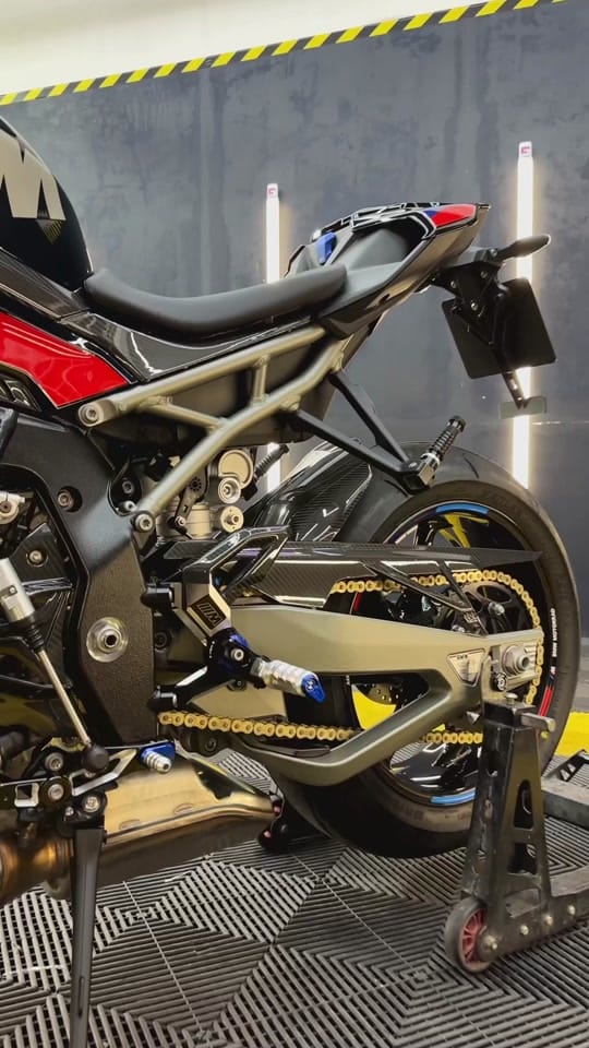 Post 5 by MF Motorcycle Detaing on TikTok (video)