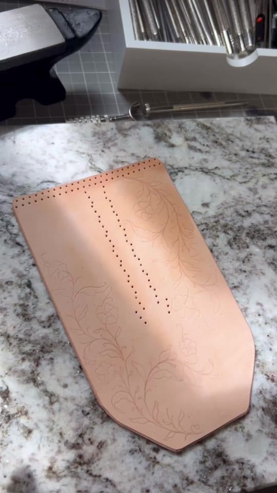 Post 4 by 🇨🇦 Designed by Daydreams on TikTok (video)