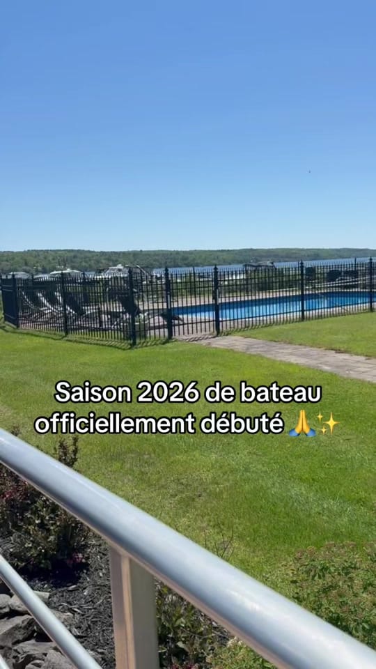 Post 2 by Caroline Thibault on TikTok (video)