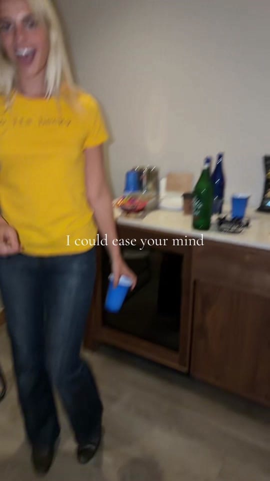 Post 2 by Bebe Stockwell on TikTok (video)