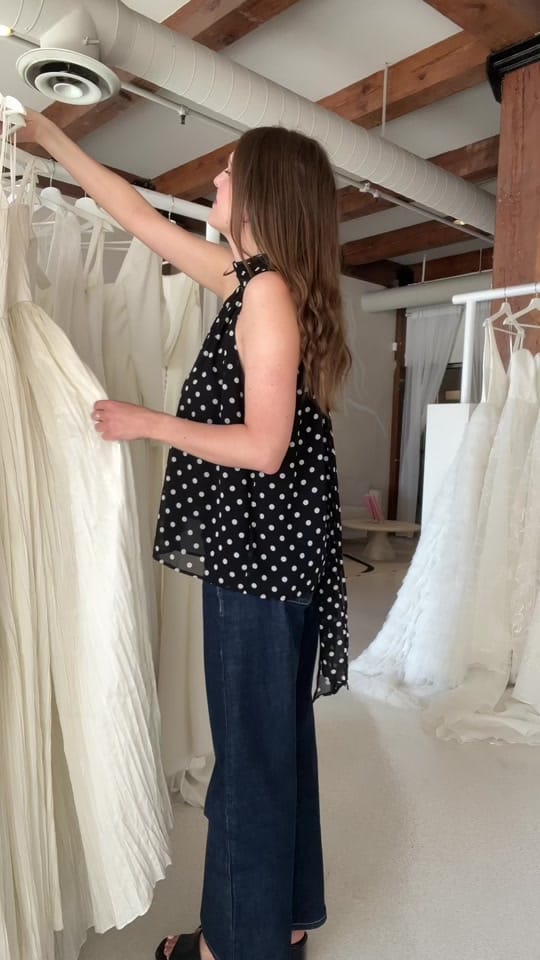 Post 1 by Lovenote Bride on TikTok (video)