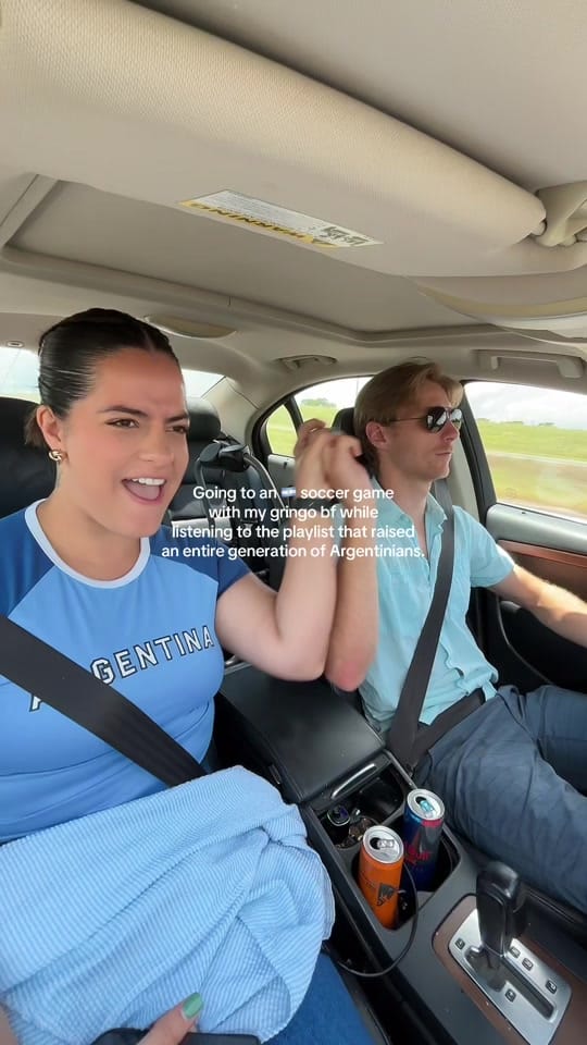 Post 2 by anjumalheiros on TikTok (video)