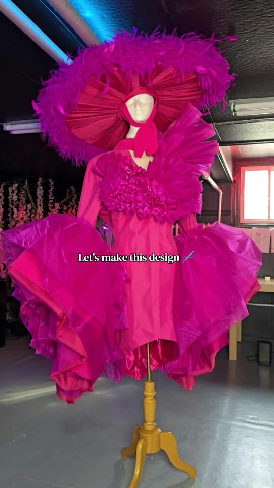 Post 4 by veronica.rocket on TikTok (video)