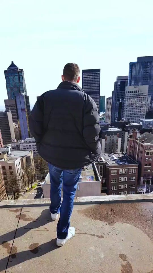 Post 2 by eric on TikTok (video)