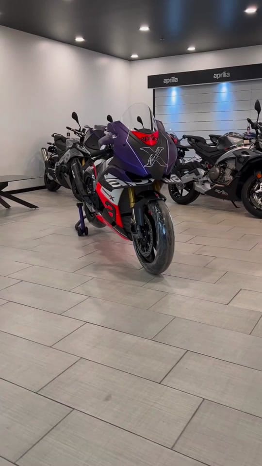 Post 8 by Reparto Veloce on TikTok (video)