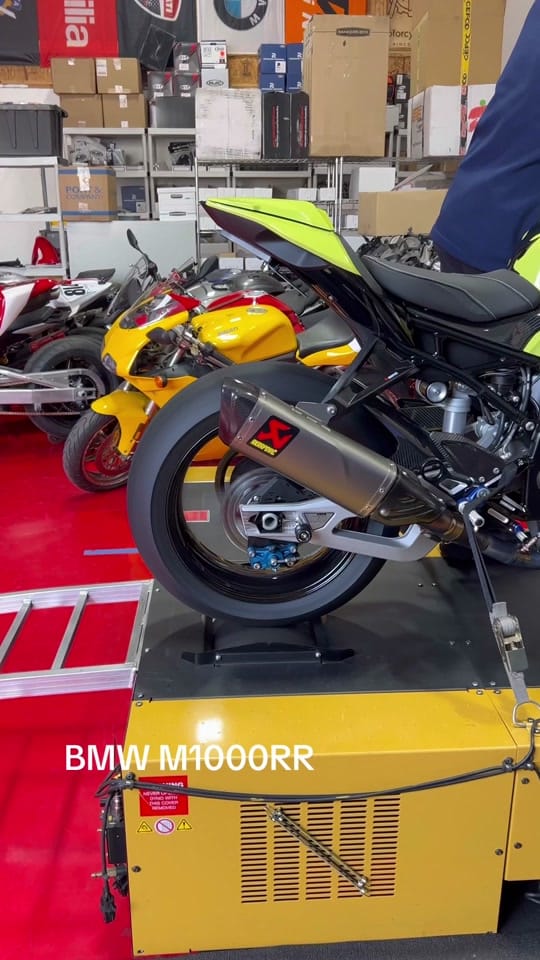 Post 4 by Reparto Veloce on TikTok (video)