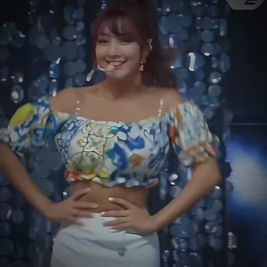 Post 4 by 🧡Grid Girl Unleashed🩷 on TikTok (video)
