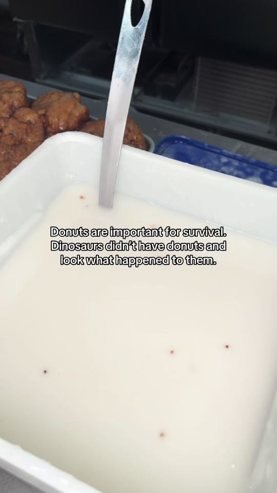 Post 4 by Machino Donuts on TikTok (video)