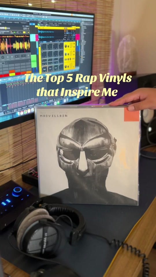 Post 2 by Classik on TikTok (video)