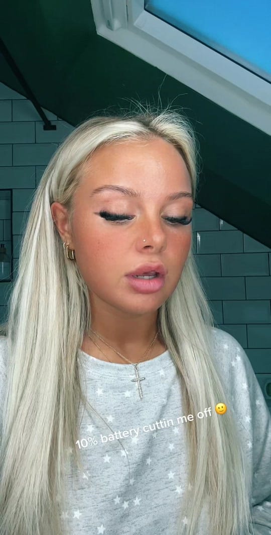 Post 9 by Rebeka🤎 on TikTok (video)