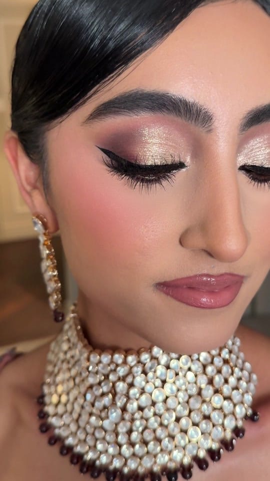 Post 7 by GlamourDollsStudio on TikTok (video)