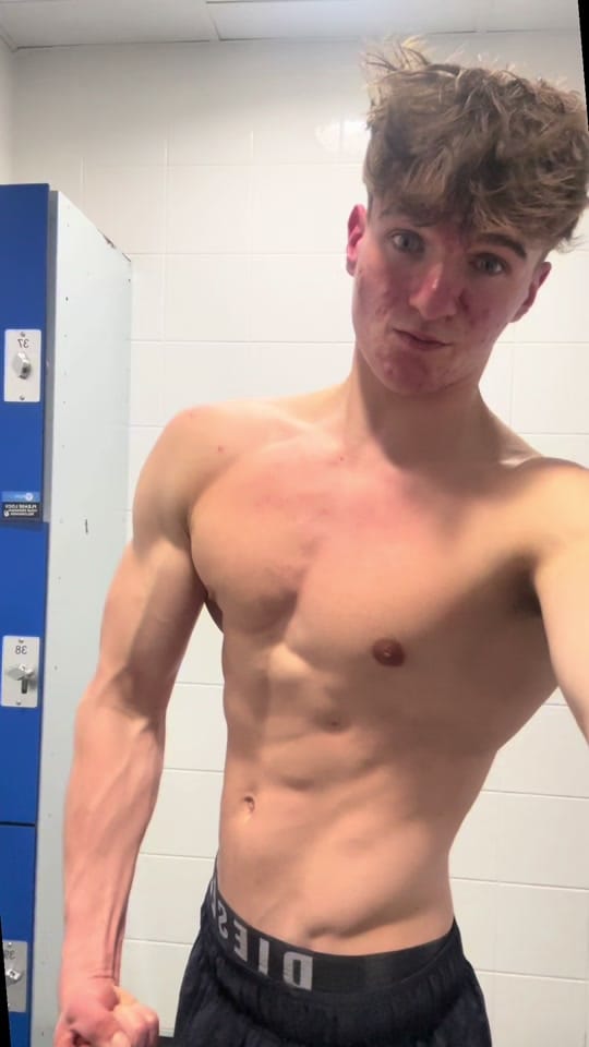 Post 7 by Shredwardz on TikTok (video)