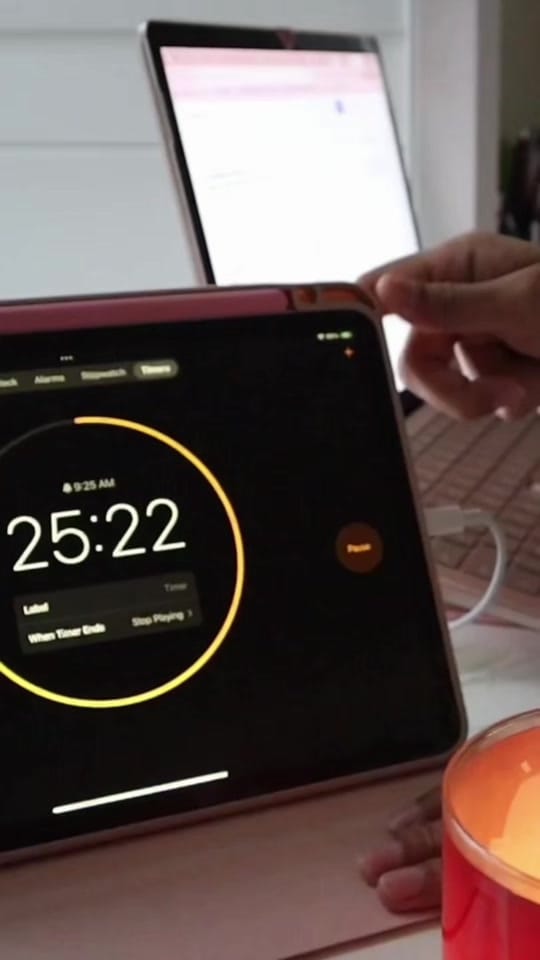 Post 2 by cloxdberry on TikTok (video)