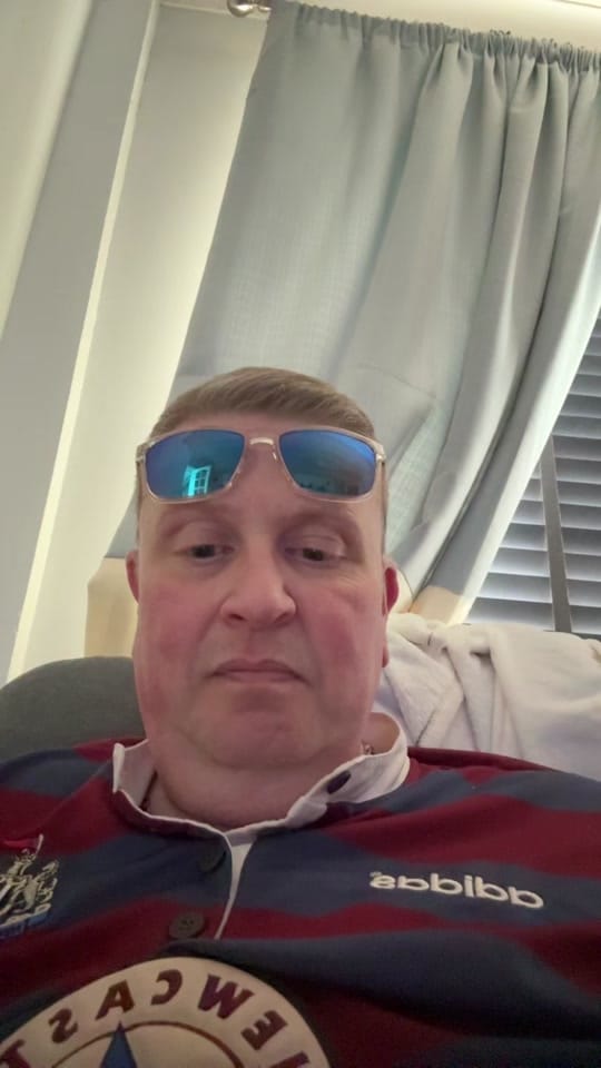 Post 1 by Ash Arnold on TikTok (video)