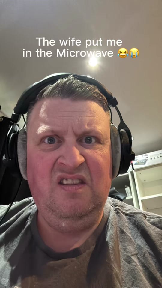 Post 9 by Ash Arnold on TikTok (video)