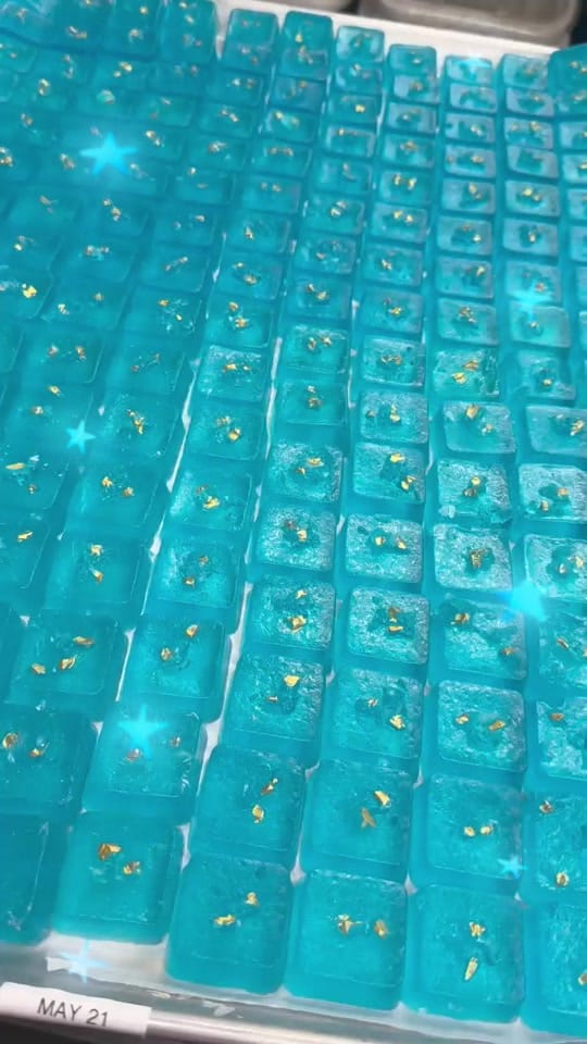 Post 5 by CrystalsGems on TikTok (video)