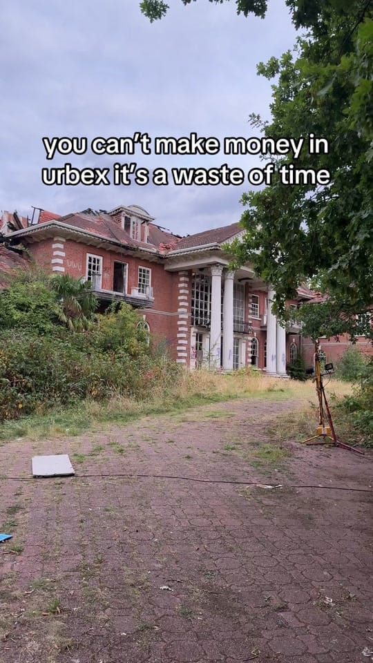 Post 4 by bp_1zx on TikTok (video)