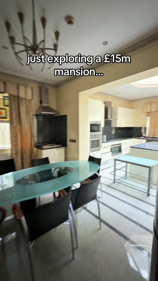 Post 3 by bp_1zx on TikTok (video)