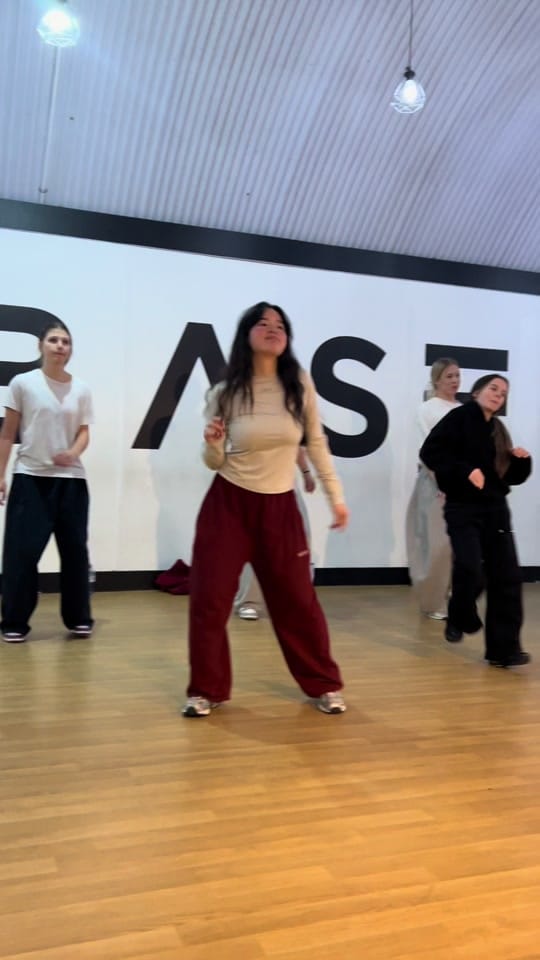 Post 2 by MyleneVerse on TikTok (video)
