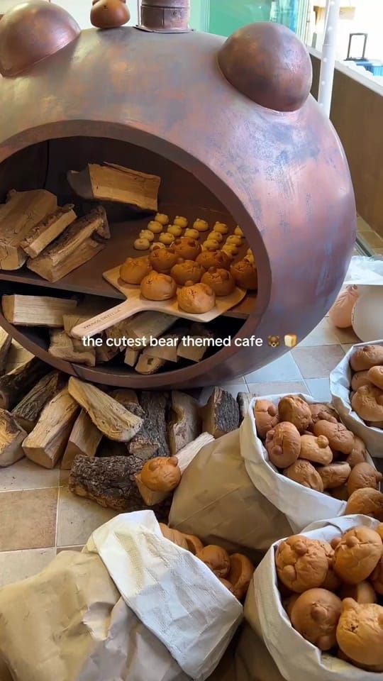 Post 4 by emily🍋‍🟩 on TikTok (video)