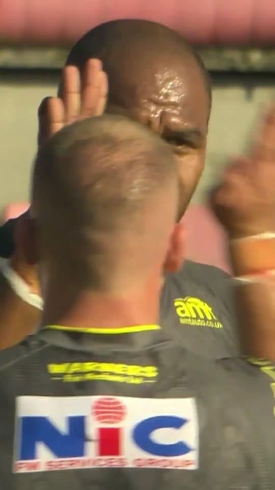 Post 4 by Leedsrhinosofficial on TikTok (video)