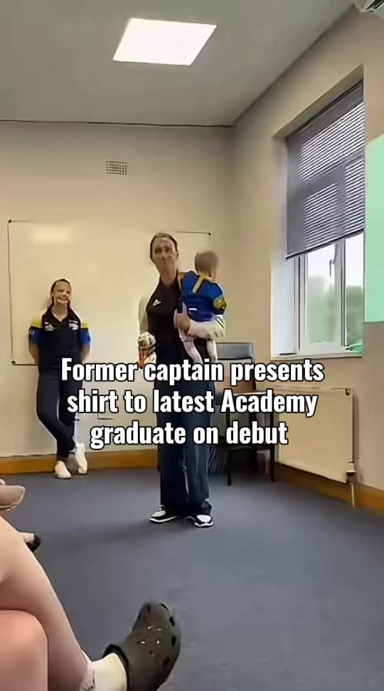 Post 1 by Leedsrhinosofficial on TikTok (video)