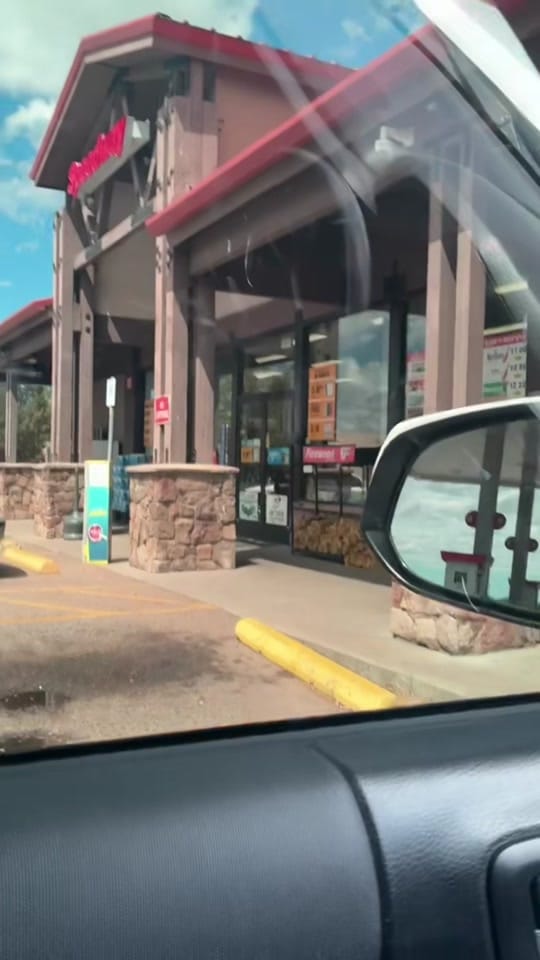 Post 6 by Juliet Saladino on TikTok (video)