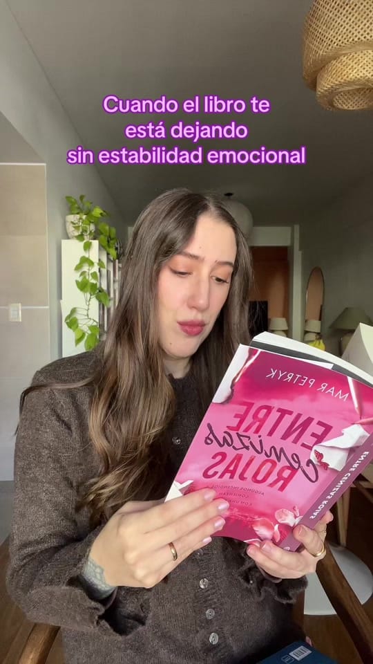 Post 6 by Mar Petryk on TikTok (video)