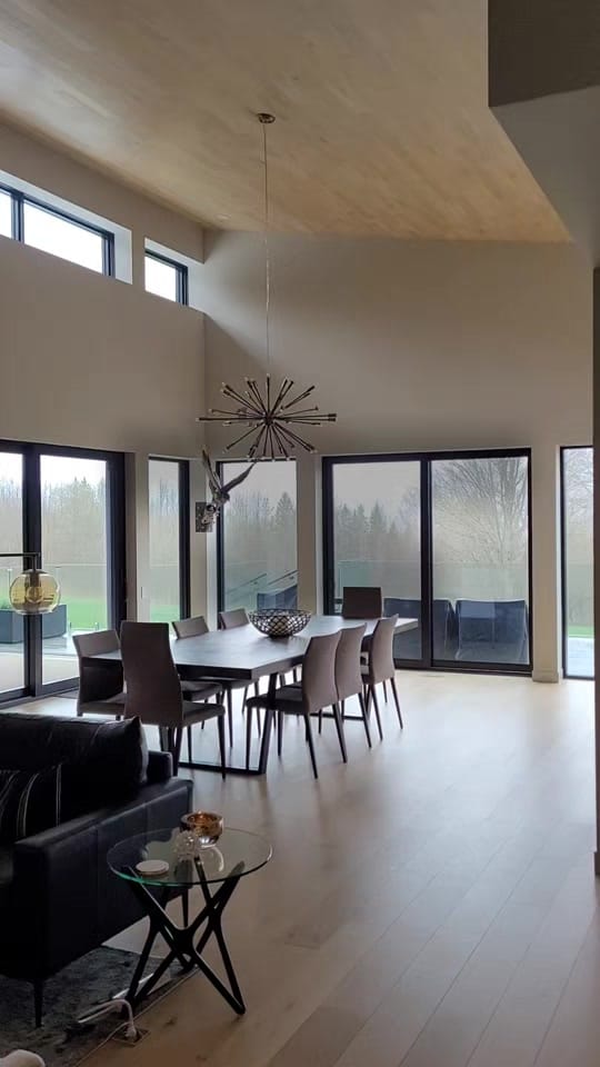Post 1 by Rich Baker 🇨🇦 on TikTok (video)
