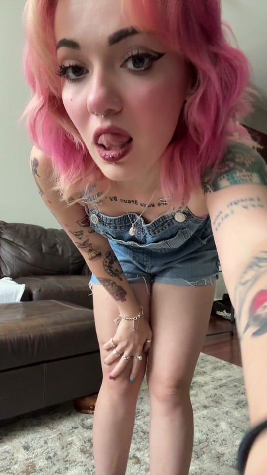 Post 3 by alyx 🌀⭐️ on TikTok (video)