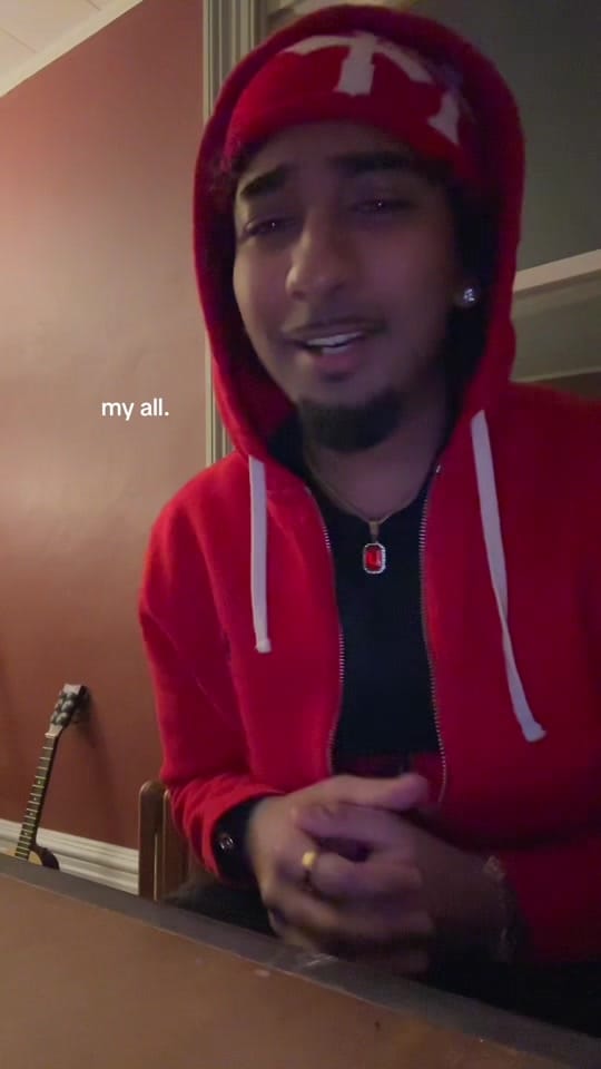 Post 5 by Tobias on TikTok (video)