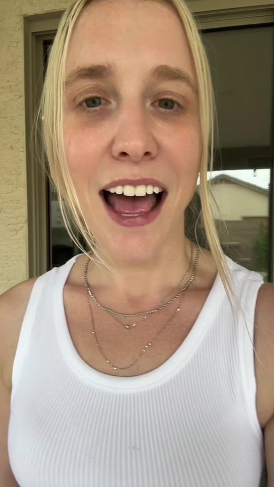 Post 6 by Hannah Carl on TikTok (video)