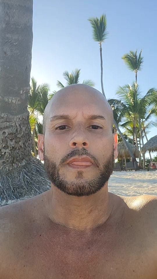 Post 8 by Leo on TikTok (video)