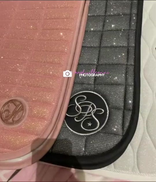 Post 8 by 𝓌𝒾𝒻𝑒𝓎❥𝑜𝒻❥𝓁𝒿𝒿 on TikTok (video)