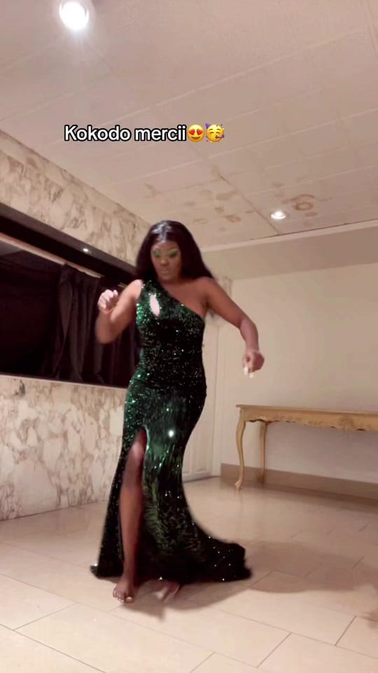 Post 2 by StxphQueen on TikTok (video)