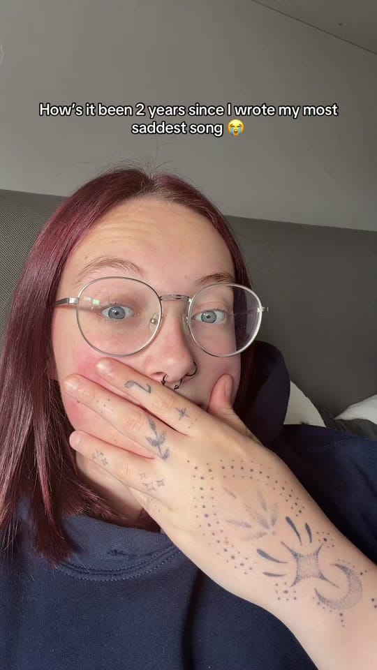 Post 7 by Mia Chalmers on TikTok (video)