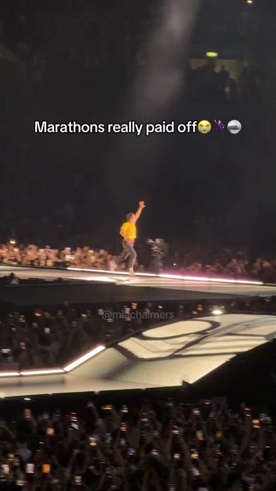 Post 3 by Mia Chalmers on TikTok (video)
