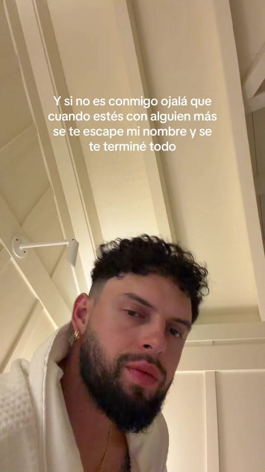 Post 1 by Julián on TikTok (video)
