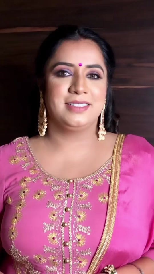 Post 4 by Mahi Randhawa on TikTok (video)
